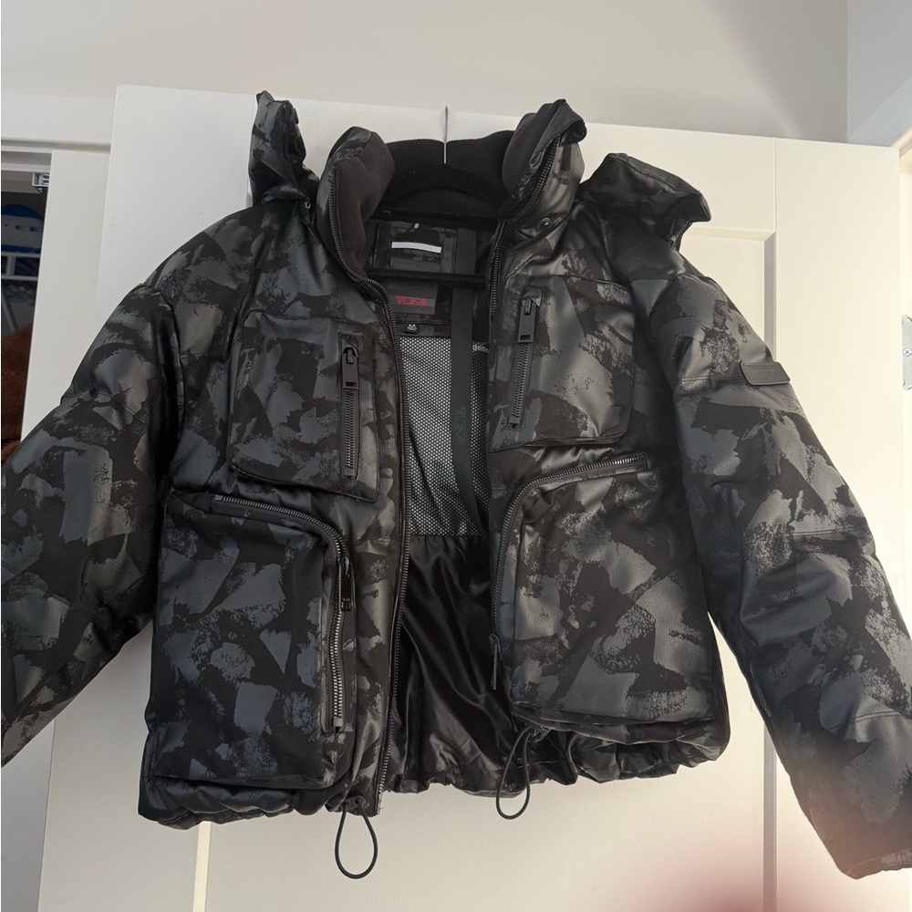 Tumi Black and Gray Camouflage Jacket